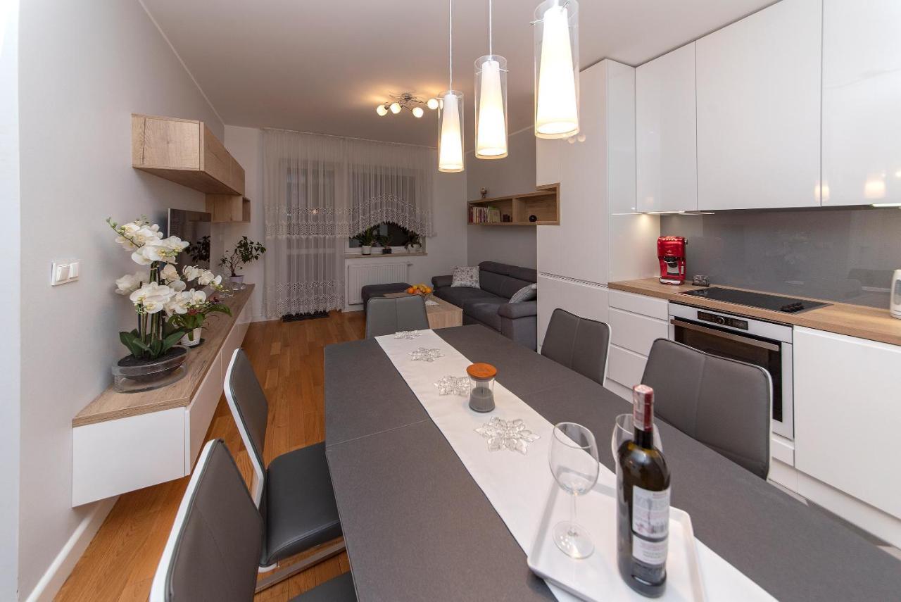 Apartament Paris ビィドゴシュチュ エクステリア 写真